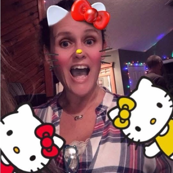 $8 - Live Show 🧁$15 MIN Purchase to ship / Bundle across shows / Layaways 🛼🛼🛼 - Picture 9 of 9